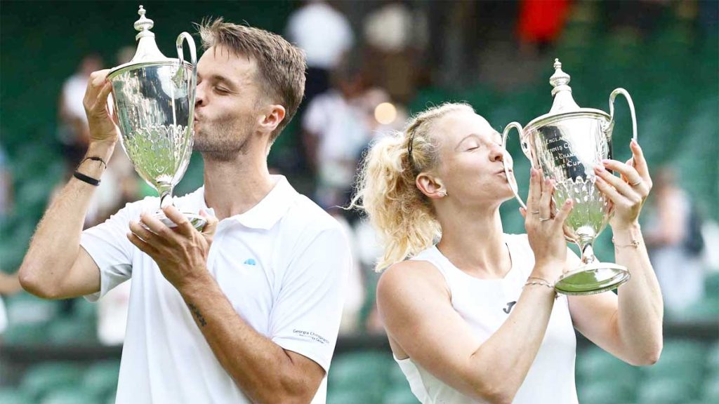 विम्बलडन 2025 : वर्बीक आणि सिनियाकोवा यांनी जिंकला मिक्स्ड डबल्सचा किताब