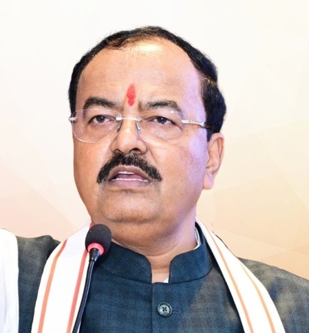 बनावट व खोट्या आधारावरच काँग्रेस टिकली