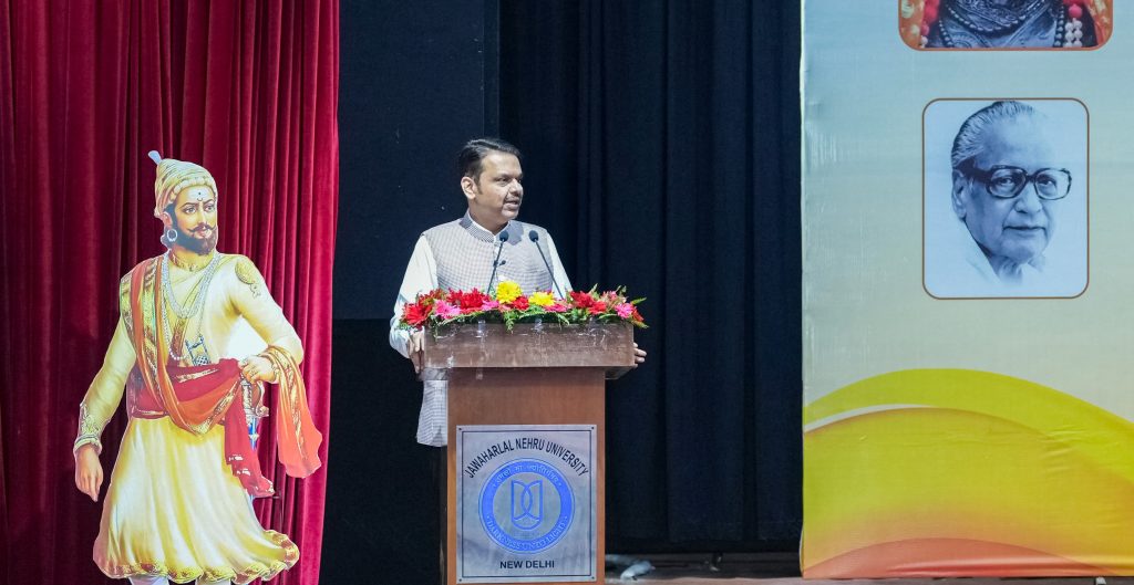 मराठी की हिंदी हा वाद नाही…मराठीसह इतर भारतीय भाषा आल्या पाहिजेत!