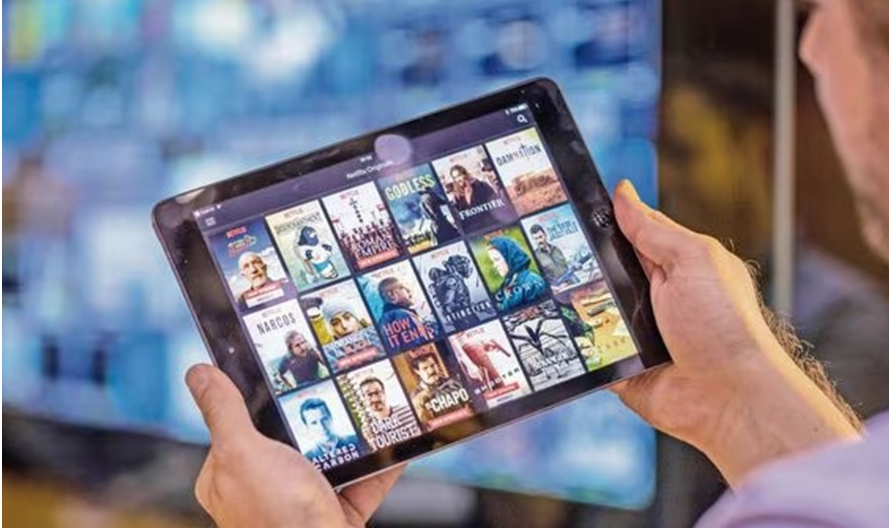 उल्लू, एएलटीटी, डेसिफ्लिक्ससह अनेक ओटीटी प्लॅटफॉर्मवर बंदी!