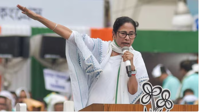 बंगाली कुटुंबावर हल्ला केल्याचा ममता बॅनर्जींचा दावा पोलिसांनी फेटाळला!