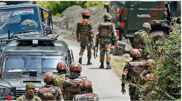 पूंछमध्ये घुसखोरीचा प्रयत्न उधळून लावला, २ पाकिस्तानी दहशतवादी ठार!