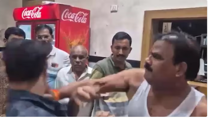 शिंदेंच्या ‘बॉक्सर’ आमदारावर कारवाई सुरु, गुन्हा दाखल!