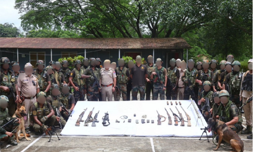 मणिपूरमध्ये आठ अतिरेक्यांना अटक!