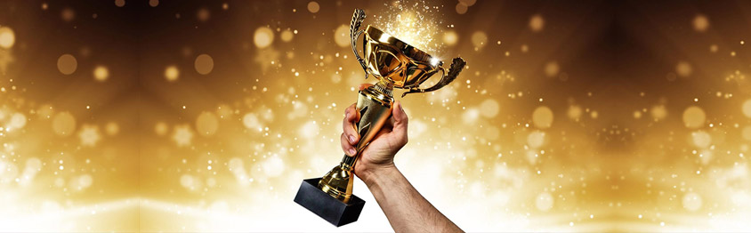 रत्नागिरी जिल्हा मराठा ज्ञाति समाज संस्थेतर्फे गुणवंत विद्यार्थ्यांचा सत्कार