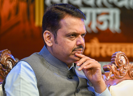 विरार दुर्घटना : मृतांच्या कुटुंबियांना ५ लाखांची मदत