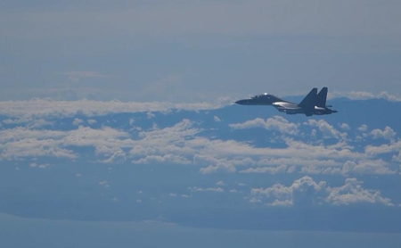 तायवानजवळ चीनची लष्करी हालचाल