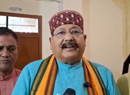 राहुल गांधींवर का संतापले सतपाल महाराज?