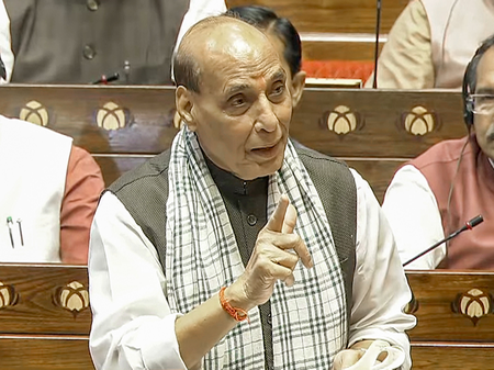 ग्रुप कॅप्टन शुभांशु शुक्ला यांच्या स्पेस स्टेशनच्या प्रवासावर चर्चा न होऊ शकणे दुर्दैवी