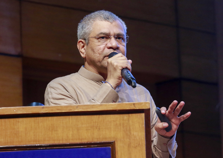 ऑनलाईन गेमिंग विधेयक : वाढत्या धोकेपासून संरक्षण