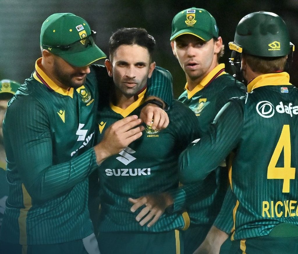 “जय जयकार करा… महाराज झालेत नंबर वन!”