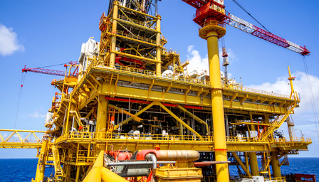 तेल खरेदीमुळे किंमती स्थिर राहतात; राष्ट्रीय हित साधलं जातं