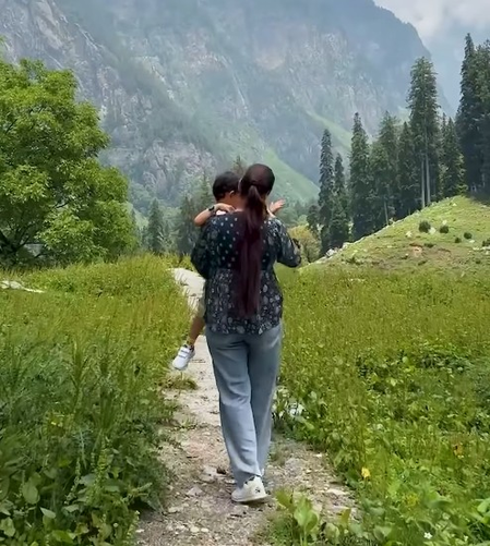 नैसर्गिक सौंदर्य, पर्यावरणीय संकटाबाबत दिया मिर्झाला वाटतीय चिंता