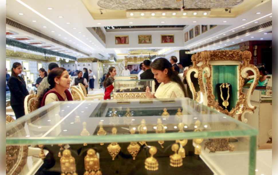 ये सोन्या, किती पटकन वाढतोस रे!