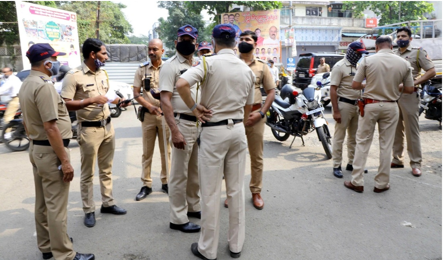 इंदापूरचा कुख्यात गुंड राजू भाले आणि त्याच्या टोळीवर मकोका अंतर्गत कारवाई!