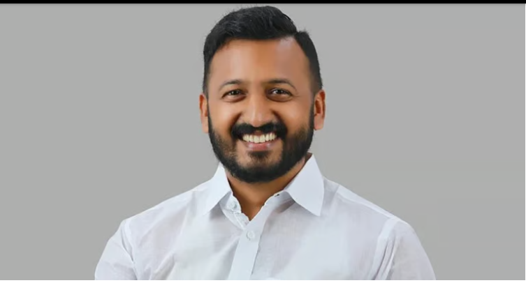 लैंगिक गैरवर्तनप्रकरणी काँग्रेस आमदार राहुल ममकूटाथिलची हकालपट्टी