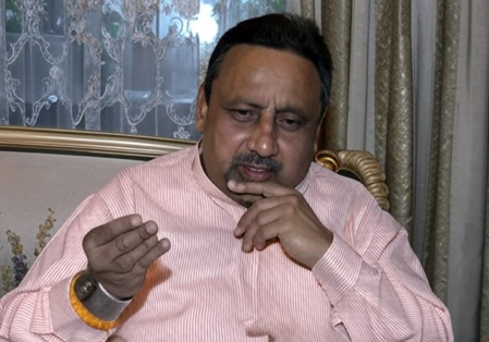 विरोधी पक्ष कुटुंबातील ज्येष्ठांचा सन्मान करत नाहीत