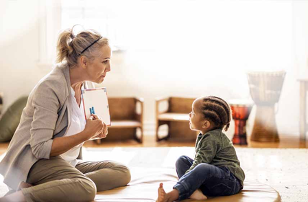 ‘अर्भक आणि आईतील नाते ऑक्सिटोसिनमुळे’