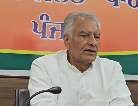 जनतेच्या पैशातून ‘आप’मदत कोष भरतोय