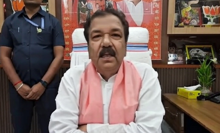 समाजातील मागासवर्गीयांना भुलवते काँग्रेस