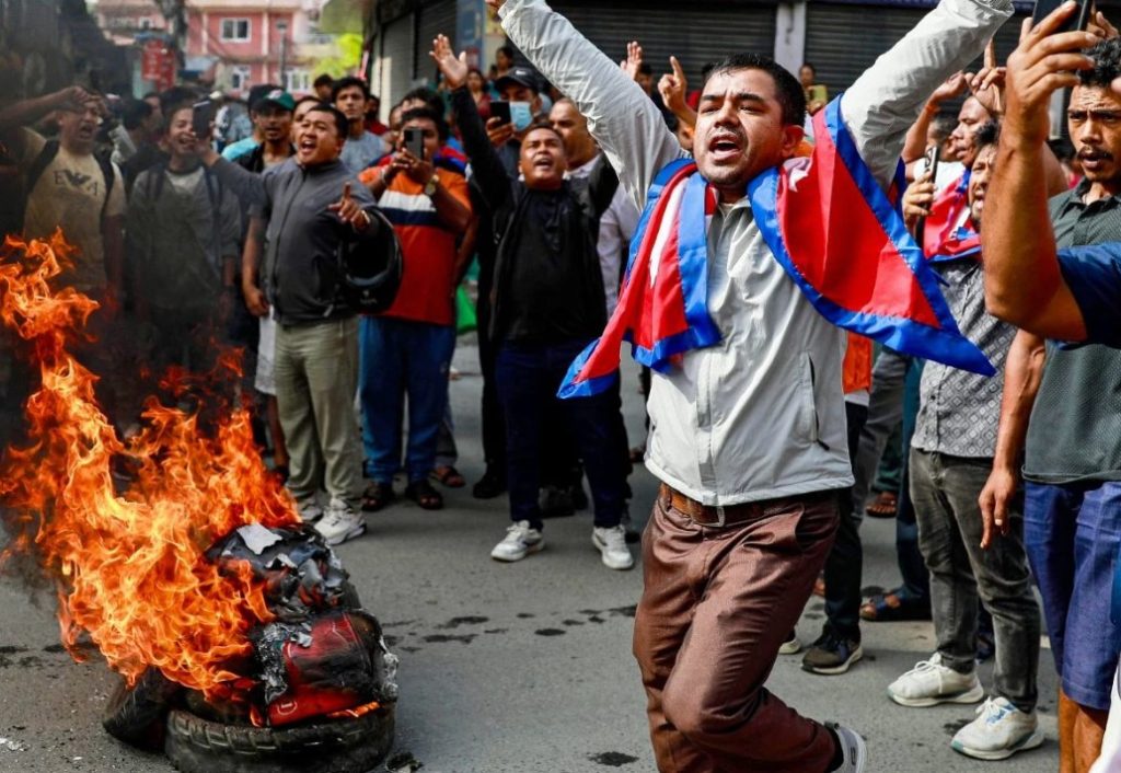 जेन– झी आंदोलन आणि नेपाळमधील सत्तांतर…