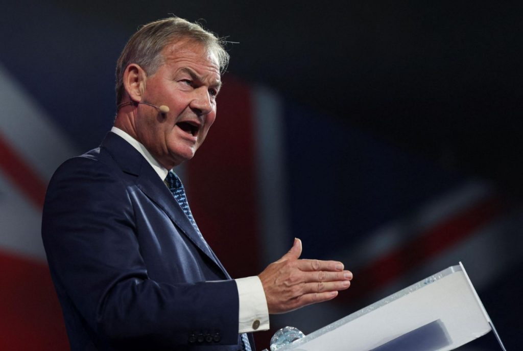 ब्रिटनमधला खासदार म्हणतो पाकिस्तानींना व्हिसा देऊ नका!