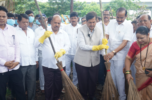 पंतप्रधान मोदींचा वाढदिवस: राज्यातील ७५० गावात स्वच्छता अभियान संपन्न!
