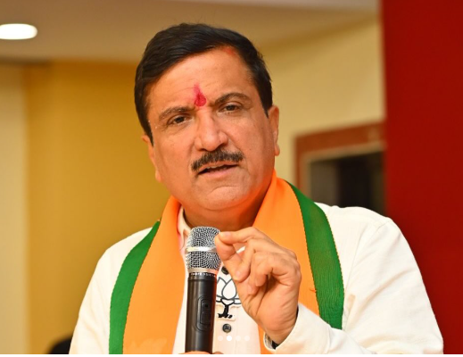 महाराष्ट्रात ‘हलाल टाऊनशिप’ खपवून घेणार नाही; इथे कायदा चालतो, शरीया नाही!