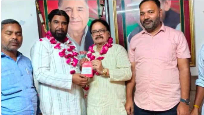‘आय लव्ह मुहम्मद’ वादात माजी पोलीस झुबेर खान अटकेत, समाजवादी पक्षाशी संबंध उघड”