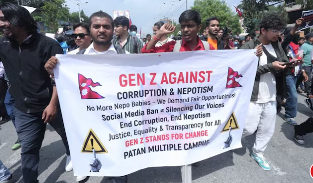 नेपाळमध्ये संतप्त तरुणाई घुसली संसदेत, सुरक्षा दलांच्या गोळीबारात १६ ठार!