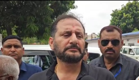 ज्यांना देशाची पर्वा नाही, त्याला जननायक बनवण्याचा प्रयत्न करतेय काँग्रेस