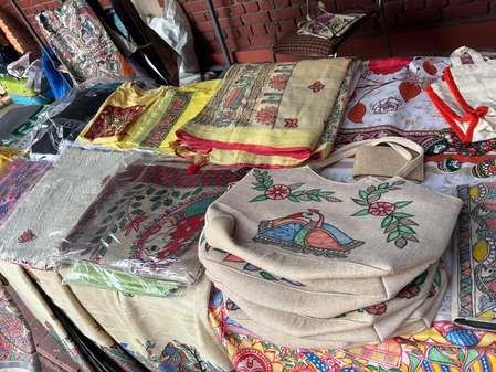 यूपी ट्रेड शो : स्थानिक कारागिरांच्या कौशल्याला नवं व्यासपीठ