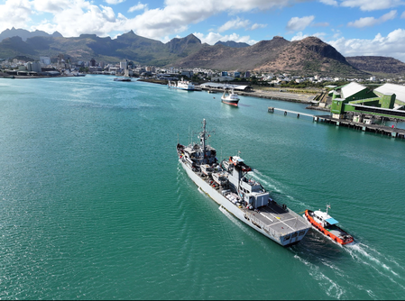 आयएनएस सतलजने हायड्रोग्राफिक सर्वेक्षण केले पूर्ण