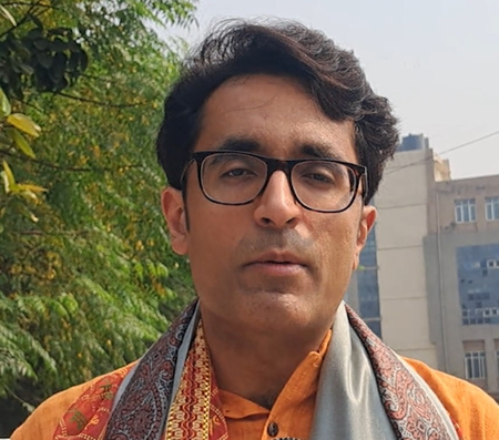 बनावट मतदारांचे नावे वगळली जाणार असल्याने ममता बॅनर्जी घाबरल्या