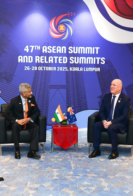 जयशंकर यांनी न्यूझीलंडच्या पंतप्रधानांची घेतली भेट