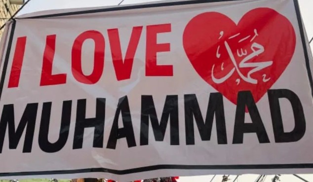 “आय लव्ह मोहम्मद” म्हणण्यास नकार दिल्यानंतर कॉलेजच्या विद्यार्थ्याला मारहाण