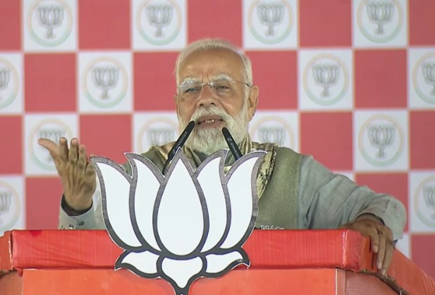 “सर्वात भ्रष्ट कुटुंबातील युवराजांनी उघडलीत खोट्या आश्वासनांची दुकाने”