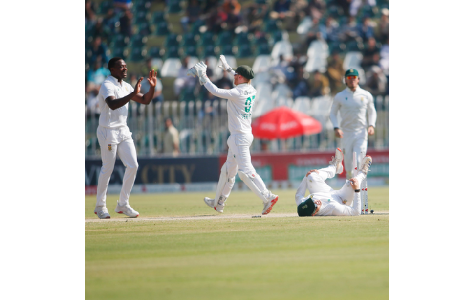 पाकड्यांना हरवून दक्षिण आफ्रिकेने साधली मालिकेत बरोबरी!