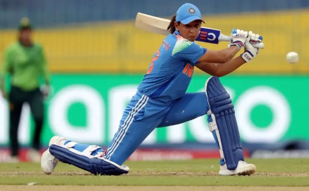 Women Worldcup 2025: पाकिस्तानविरुद्ध विजयानंतर हरमनप्रीत म्हणाली – खेळपट्टी फलंदाजीसाठी कठीण होती