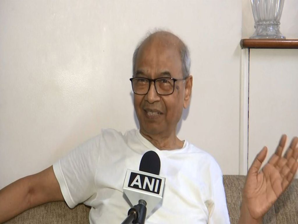 सरन्यायाधीशांवर बूट फेकणारा वकील म्हणाला- ”कोणताही पश्चाताप नाही”