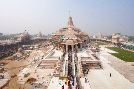 अयोध्येत राममंदिरात होणार ऐतिहासिक ध्वजारोहण