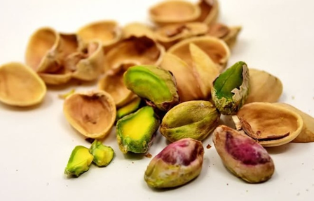 आरोग्य आणि सौंदर्याचा खजिना आहे पिस्ता