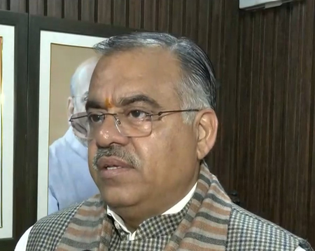 एसआयआरच्या नावाखाली काँग्रेस जनता गोंधळात टाकतेय