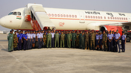 भारताच्या ट्राय-सर्व्हिसेस प्रतिनिधिमंडळाचा श्रीलंका दौरा