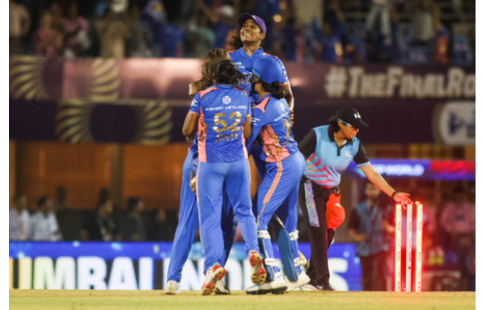 मुंबई इंडियन्स–आरसीबी सामन्याने लीगची धमाकेदार सुरुवात