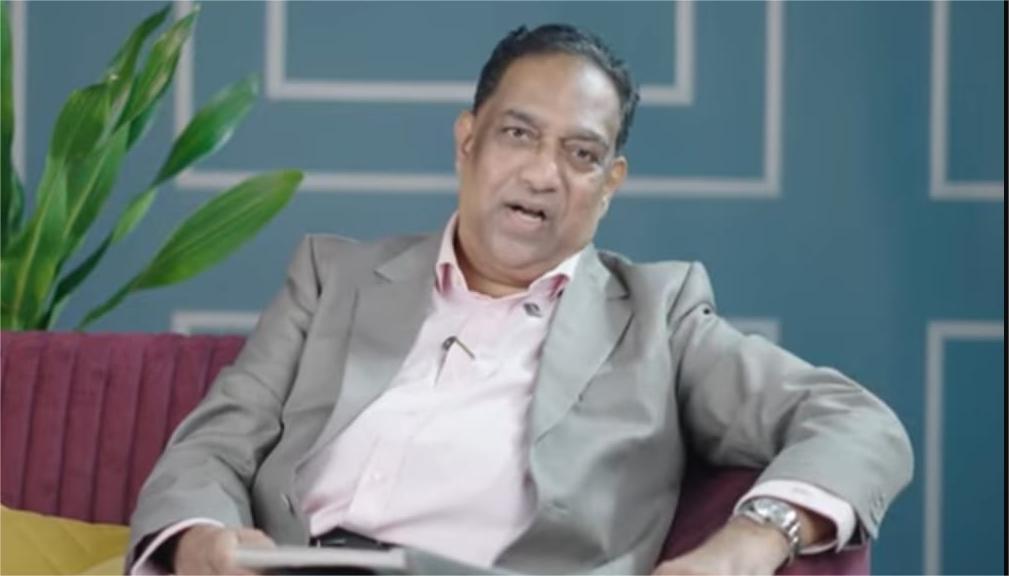 पुस्तक घेऊन youtube वर आलेत डॉक्टर संजय ओक!