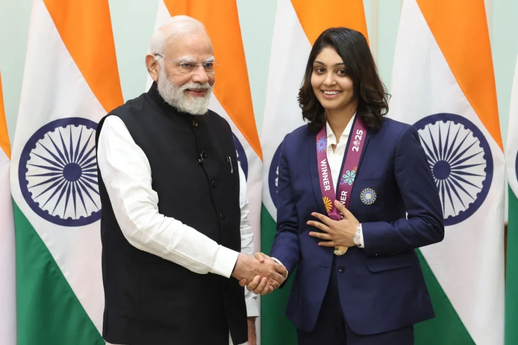 मोदीजी तुम्ही इतके ‘ग्लो’ कसे काय करता?