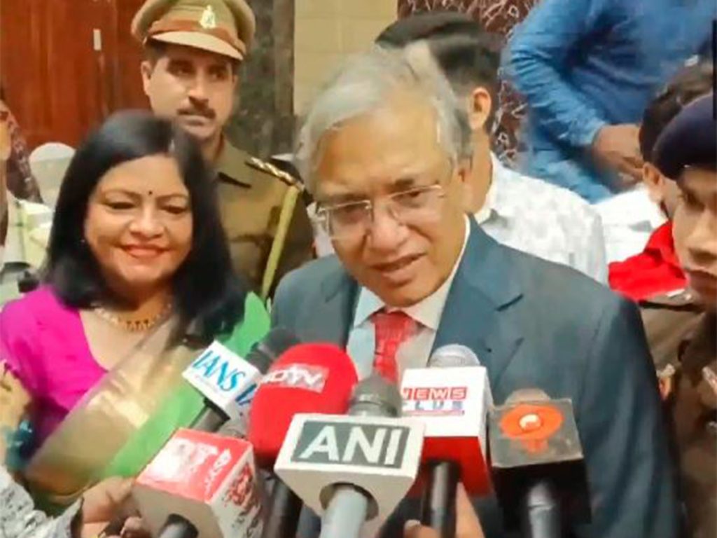 बिहारमधील मतदारांनी निवडणुका उत्सवासारख्या साजऱ्या करव्यात!