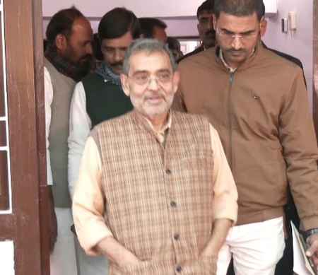 राहुल गांधीच्या परदेश दौर्यावर काय म्हणाले कुशवाह ?