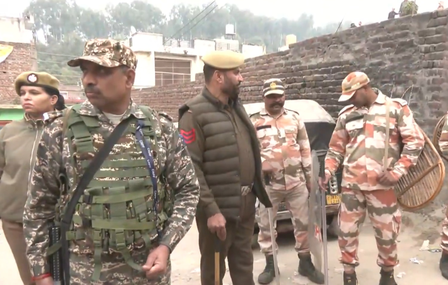 जम्मू-कश्मीर: ओव्हर ग्राउंड वर्कर्सच्या विरोधात कारवाई